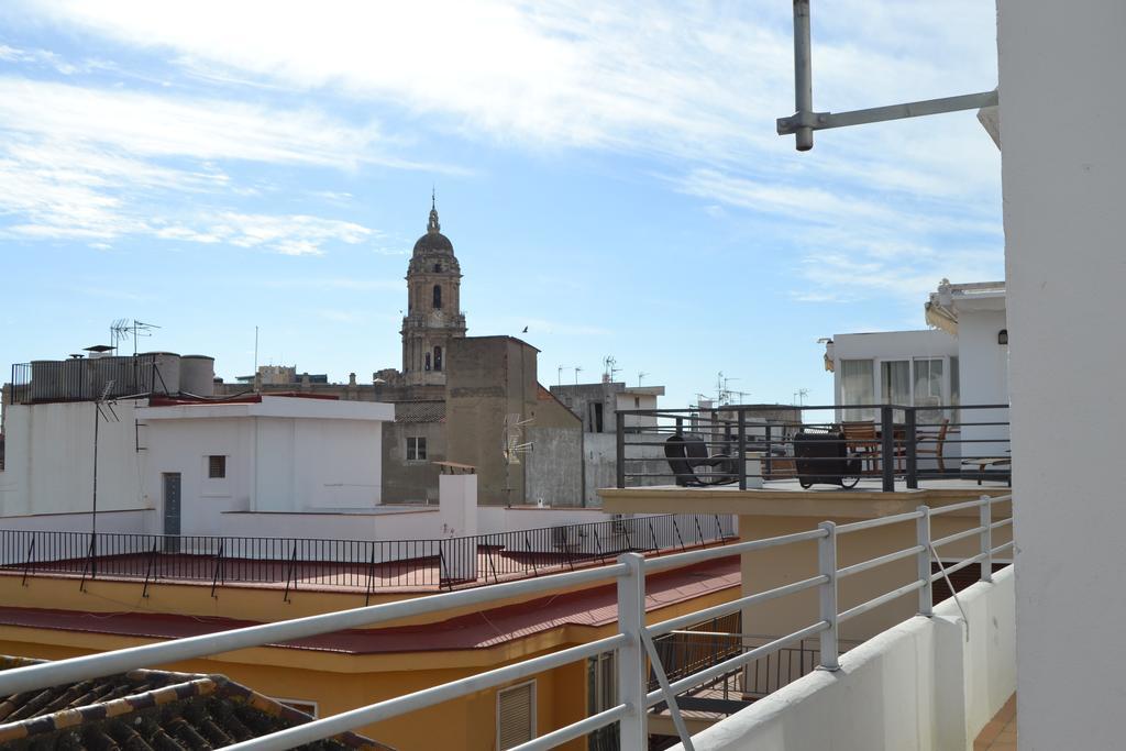Atico Con Terraza Y Vistas Apartment Malaga Exterior photo
